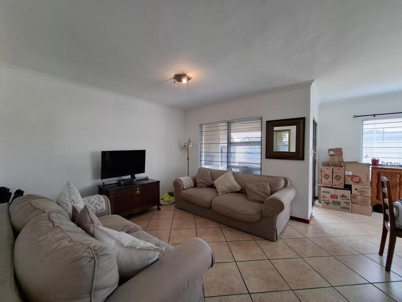 To Let 3 Bedroom Property for Rent in Fairview Golf Estate Western Cape